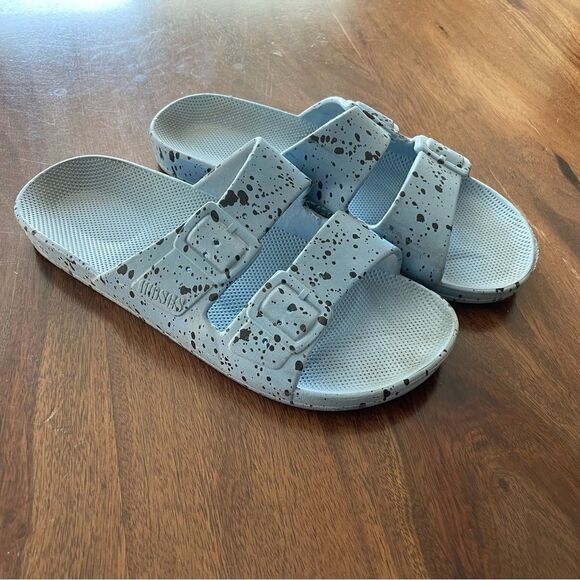 Vegan Sandals by Freedom Moses - Picture 1 of 5